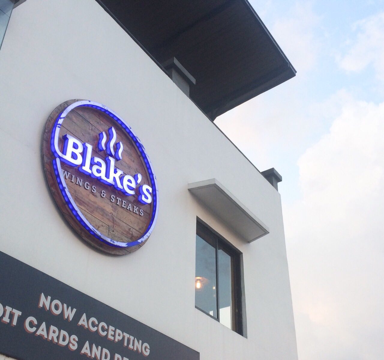 branches-blake-s-wings-steaks